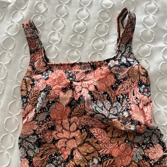 A Pea In The Pod Maternity Floral Multicolored One Piece SwimSuit SZ M - Picture 2 of 6